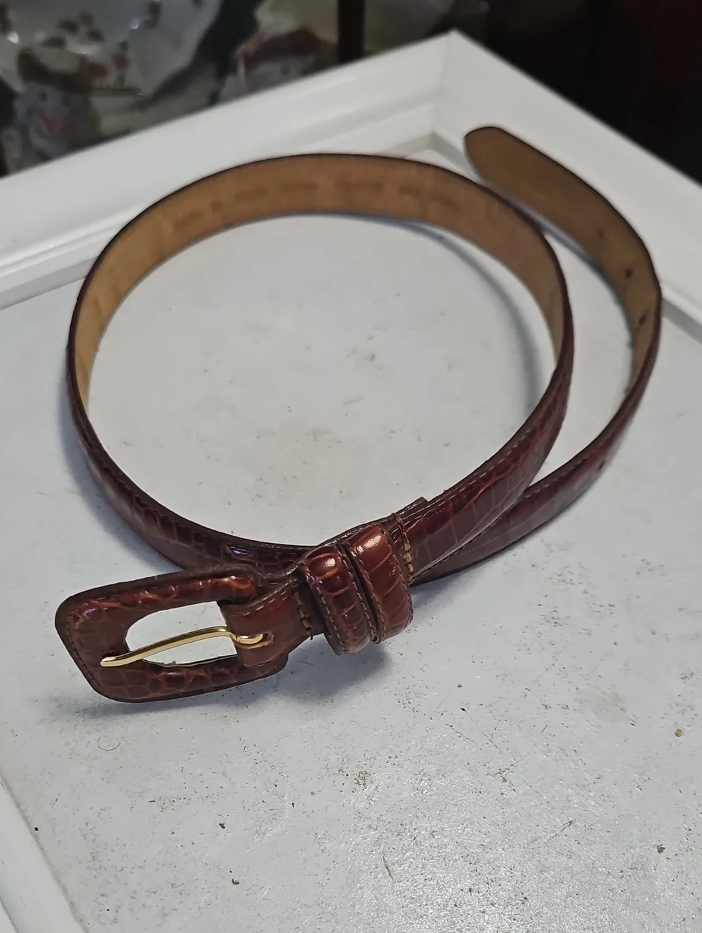 Unmarked brown italian